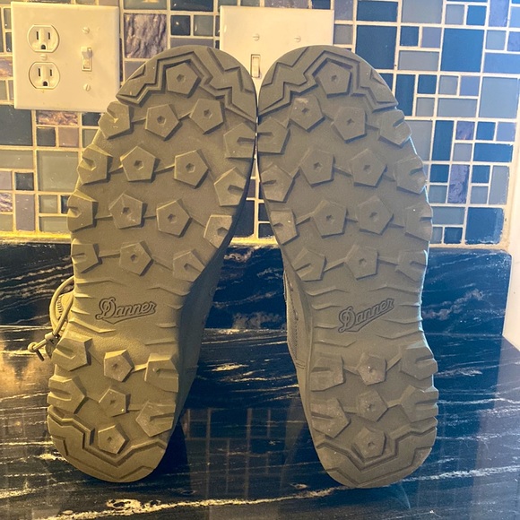 Danner Tanicus 8” Sage Green Hot Boot. Model Number:55314, Size 12, Width D. - Picture 7 of 8